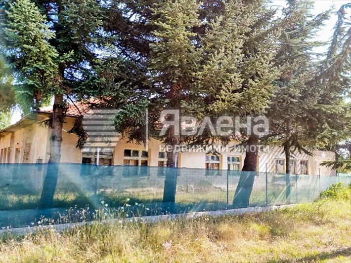 Сграда