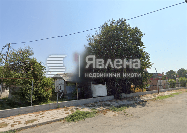 лице на асфалтов път