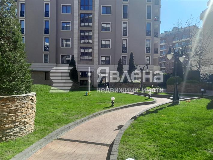 вътрешен двор