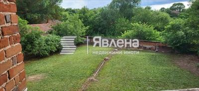 й