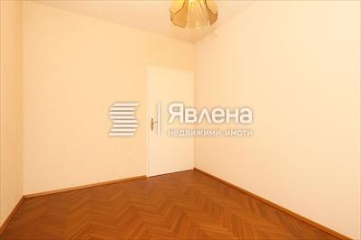 спалня 3