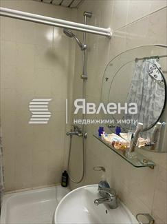 Баня с тоалетна