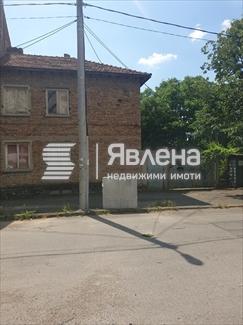 къща