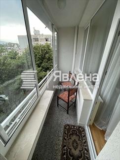 Балкон