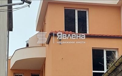 апартамент с тераса