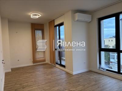 Дневна с кухненска част