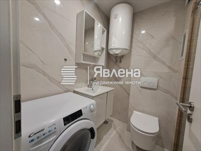 бяна с тоалетна