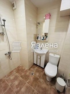 баня с тоалетна