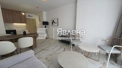 дневна-хол-кухня