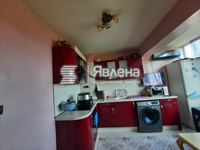 кухня с излаз на тераса