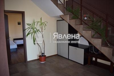 вътрешно стълбище