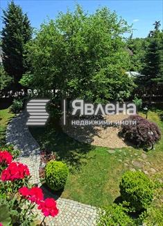 градина