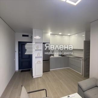 Дневна стая с кухня