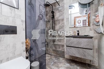 баня с тоалетна