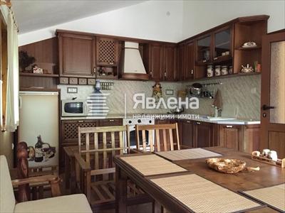 всекидневна с  кух. бокс