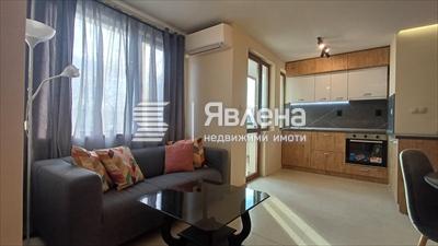 Дневна с кухня