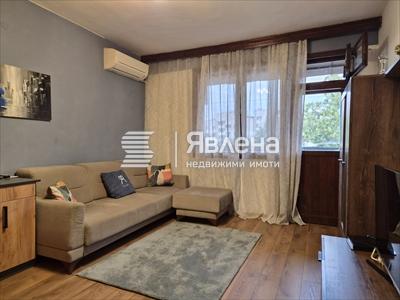 наем център пловдив