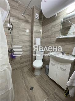 баня с тоалетна
