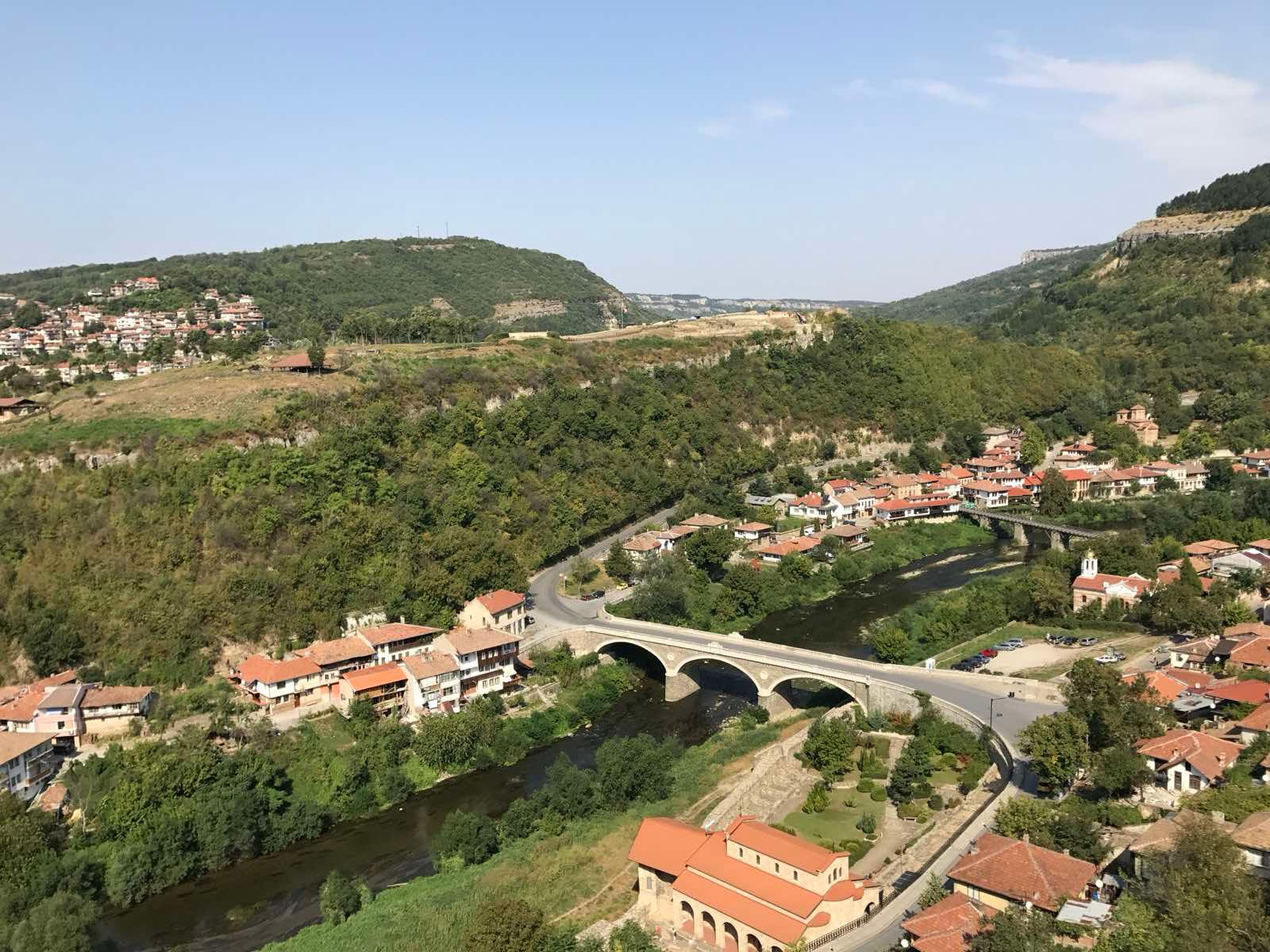 Във Велико Тръново купувате имоти и история